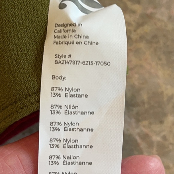 Fabletics Reversible Midi Bra Size Large NWT - Picture 10 of 12